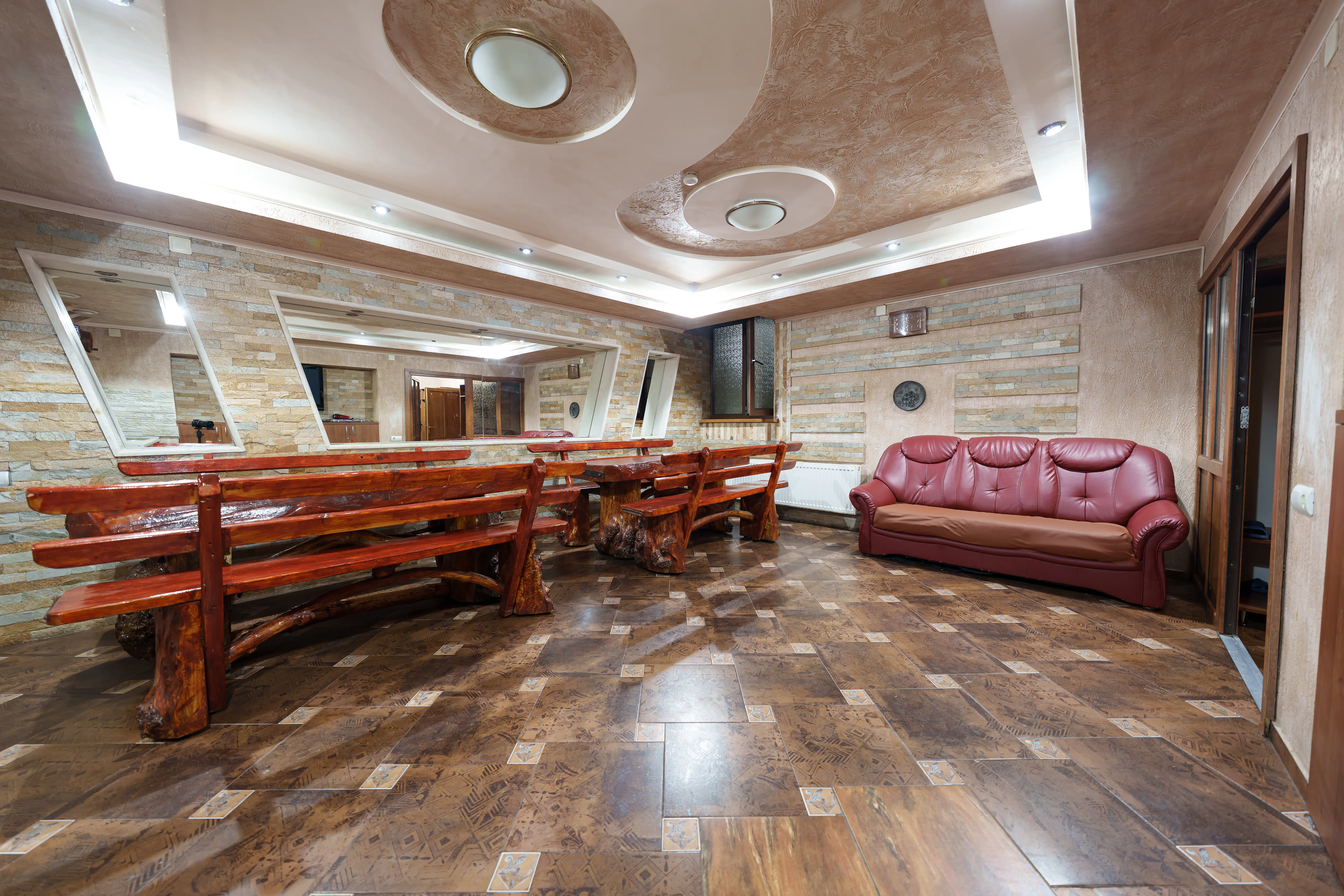 Sauna Mare Taviada — sală de banchet